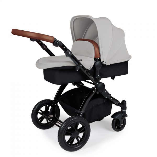 Stomp-v3_All-in-One-With-Isofix-Base_Black-Frame_Silver_003-600x600