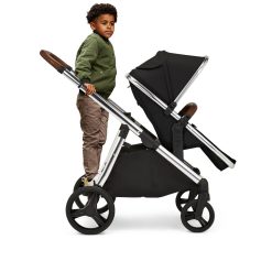 ickle-bubba-eclipse-all-in-one-travel-system-jet-black-tan-handle-9