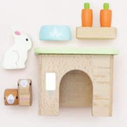 Le Toy Van Bunny and Guinea Pet Set